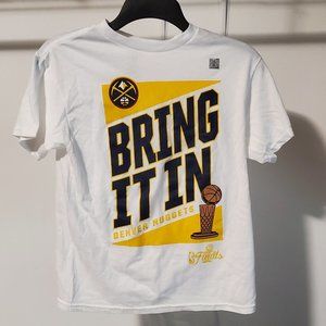 NWT Kids Denver Nuggets 2023 NBA Champions Trophy T-Shirt Size S White SS13